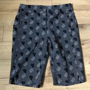 Women’s Vintage EP Pro Navy Blue and White Patterned Golf Shorts size 4